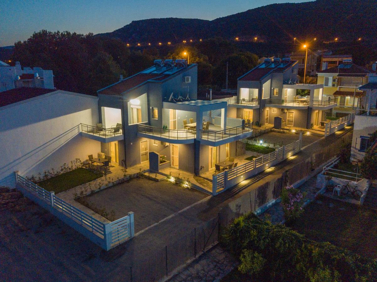 Yiasemi Apartments Nea Iraklitsa Exteriör bild